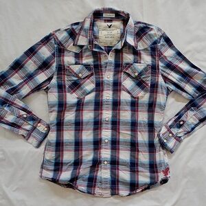 American Eagle outfitters men’s plaid vintage fit shirt size M